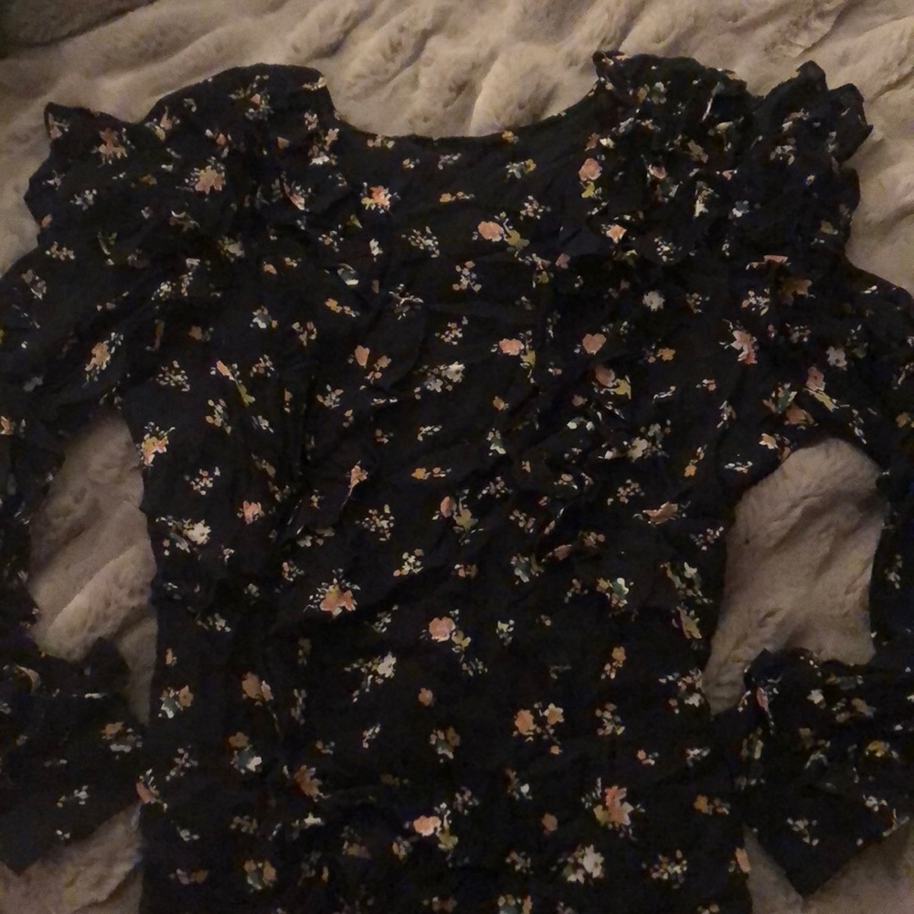 ZARA Floral Ruffle Front Top